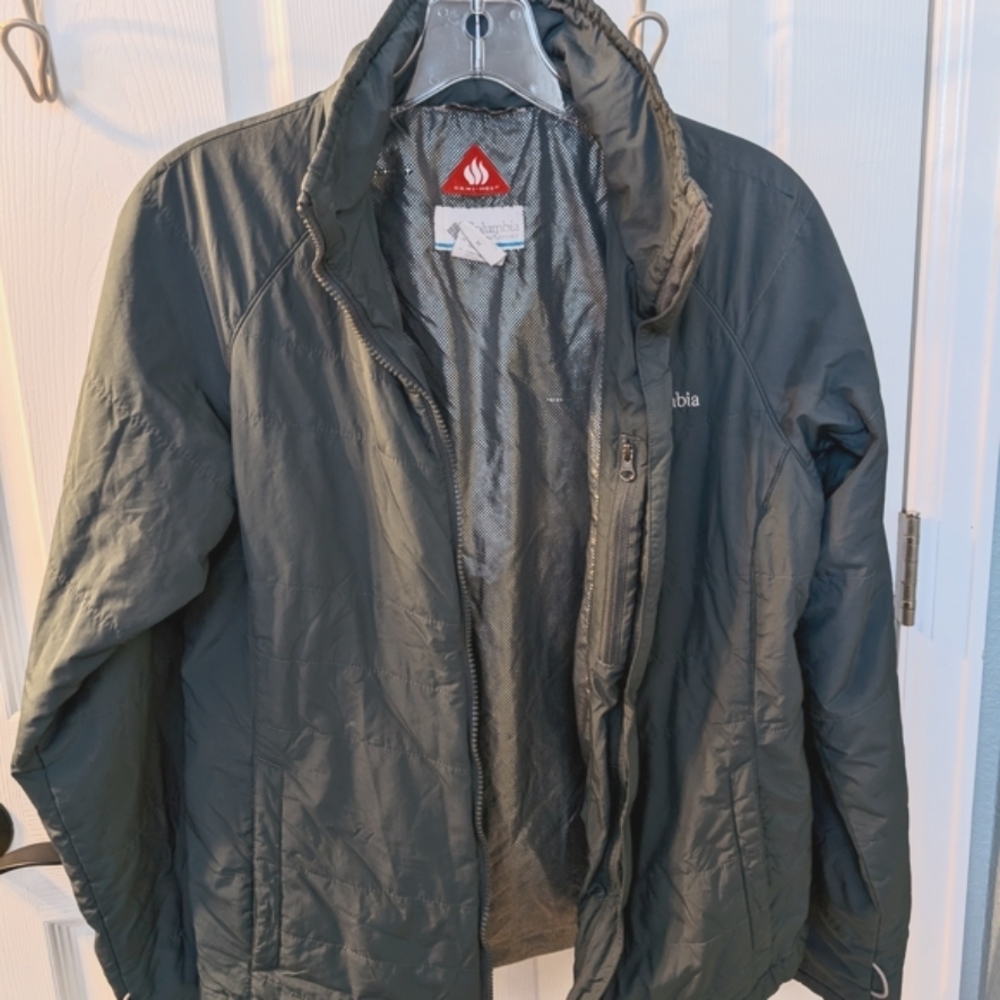 Medium Quilted Columbia Winter Jacket With Omniheat - Picture 3 of 4